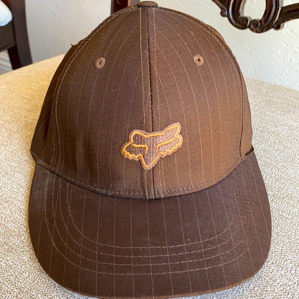 FOX Flexfit S/M hat
